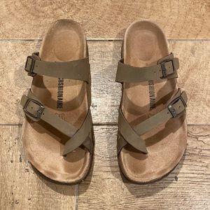 Comfy sandals